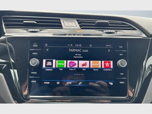 Volkswagen TOURAN (2024) — foto 6 van 29