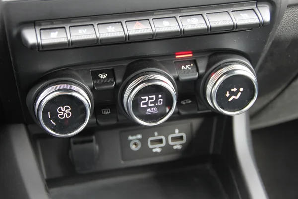 Renault Arkana (2023) — foto 21 van 41