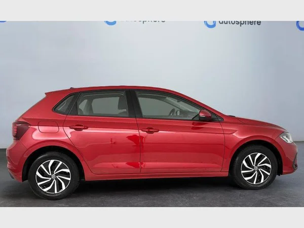 Volkswagen Polo (2022) — foto 9 van 15