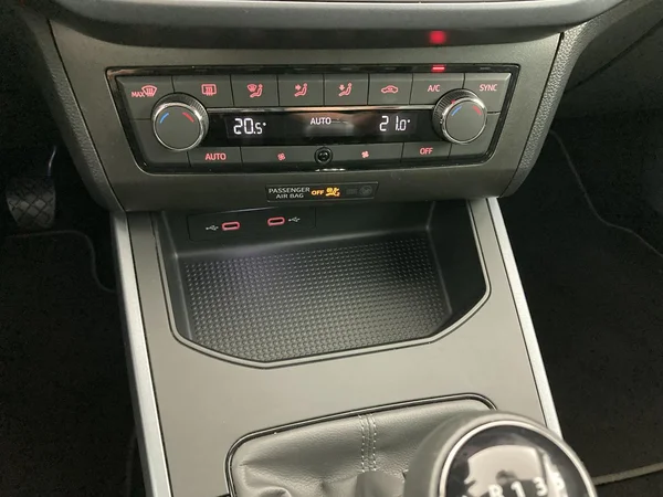 SEAT Arona (2021) — foto 7 van 36