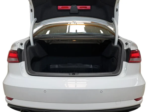 AUDI A3 Sedan (2018) — foto 14 van 15