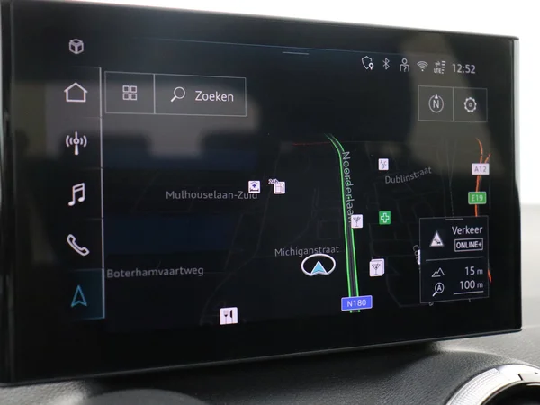 AUDI Q2 (2025) — foto 2 van 19
