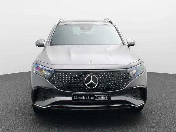 Mercedes-Benz EQB (2025) — foto 23 van 32