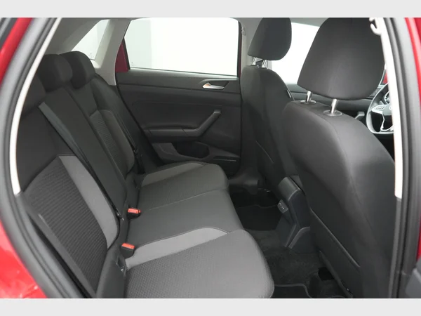 VOLKSWAGEN Polo (2024) — foto 4 van 25