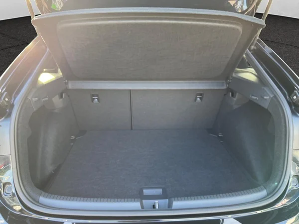 VOLKSWAGEN Taigo (2024) — foto 4 van 16