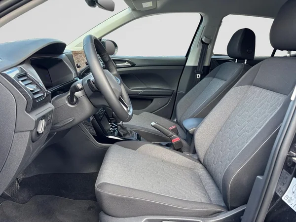 VOLKSWAGEN T-Cross (2026) — foto 12 van 16