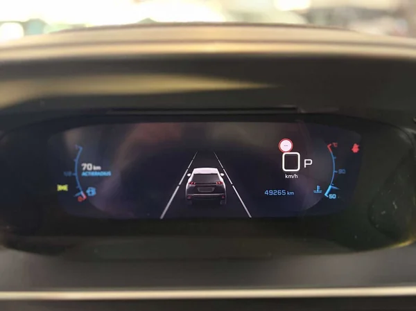 Peugeot 2008 (2022) — foto 8 van 17