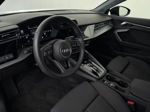 AUDI A3 Sportback (2025) — foto 15 van 18