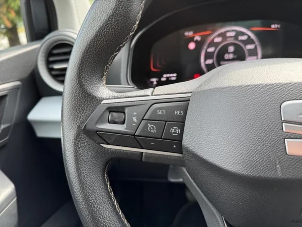 SEAT Arona (2024) — foto 9 van 28