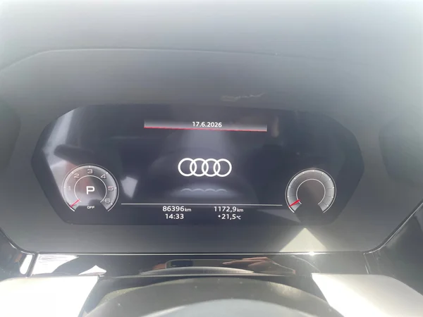AUDI A3 Sedan (2023) — foto 21 van 21