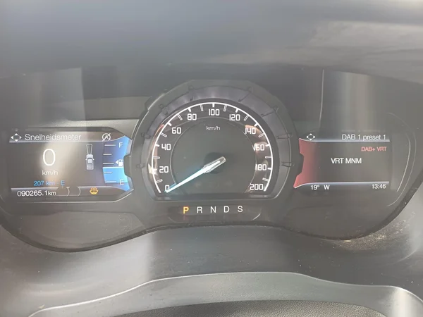 Ford Ranger (2020) — foto 2 van 17