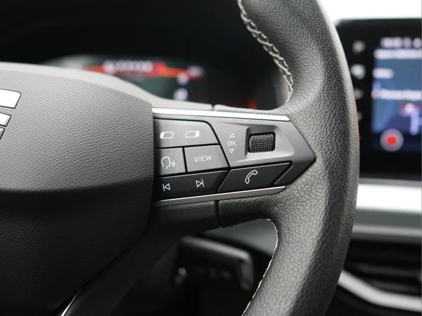 SEAT Arona (2023) — foto 21 van 38