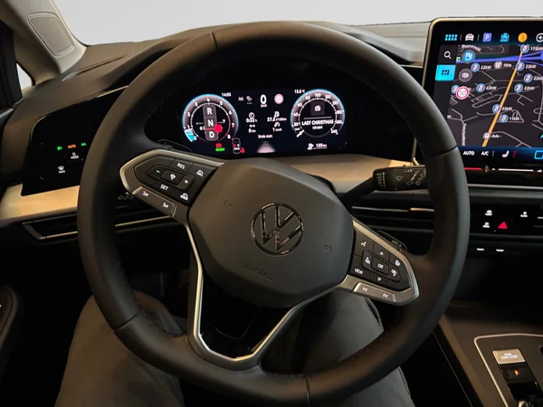 VOLKSWAGEN Golf VIII (2025) — foto 7 van 24