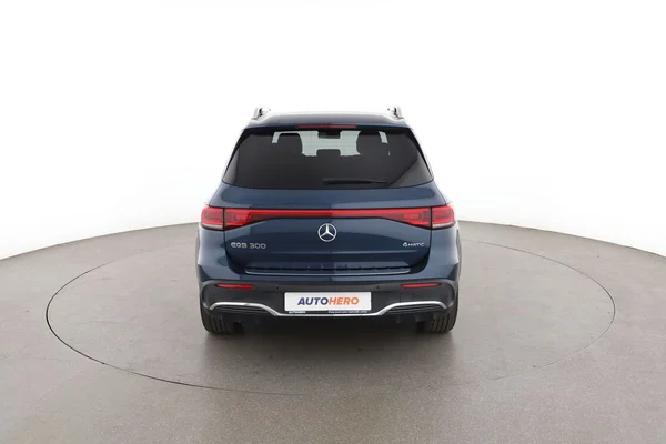 Mercedes-Benz Eqb (2022) — foto 11 van 16