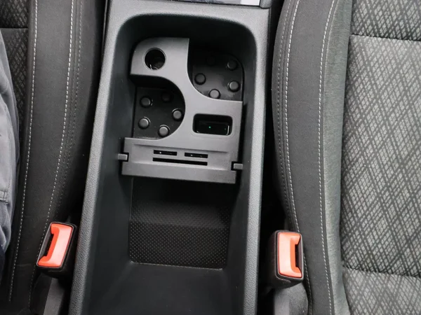 SKODA Karoq (2022) — foto 19 van 28