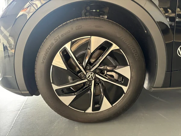 VOLKSWAGEN ID.5 (2025) — foto 19 van 23