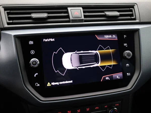 SEAT Arona (2019) — foto 13 van 20