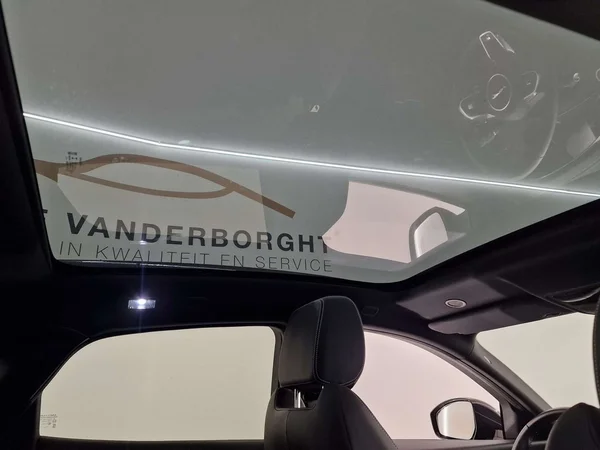 Jaguar E-PACE (2023) — foto 11 van 15