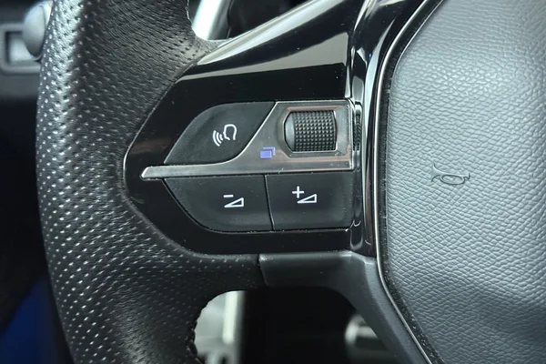Peugeot 5008 (2024) — foto 6 van 17