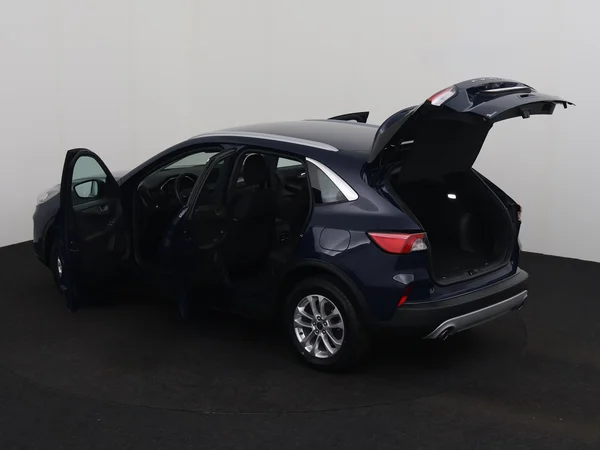 FORD Kuga (2022) — foto 28 van 29