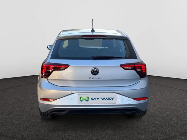 VOLKSWAGEN Polo (2023) — foto 9 van 14