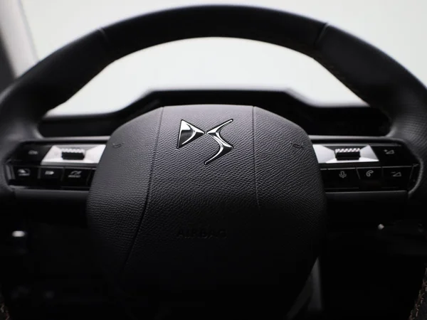 DS DS 4 (2022) — foto 17 van 47
