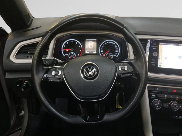 VOLKSWAGEN T-Roc Cabriolet (2020) — foto 15 van 18