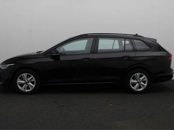 VOLKSWAGEN Golf VIII SW (2025) — foto 13 van 17
