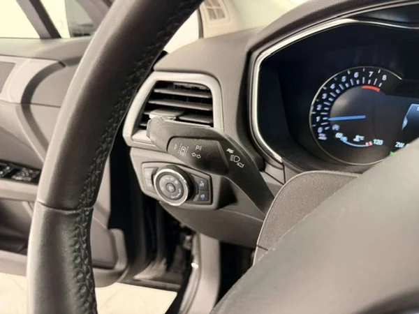 Ford Mondeo (2019) — foto 4 van 18