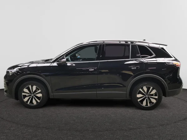 VOLKSWAGEN Tiguan (2026) — foto 12 van 23