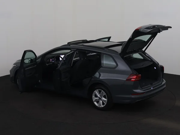 VOLKSWAGEN Golf Variant (2025) — foto 28 van 29