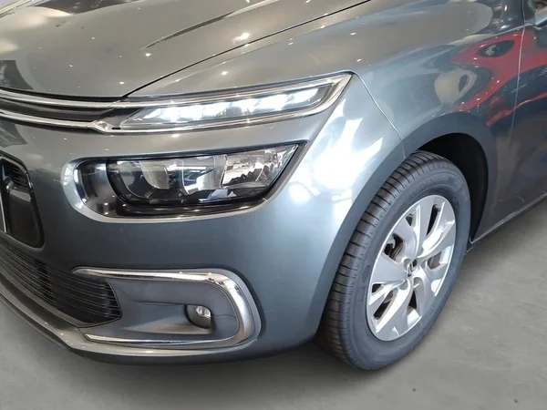 Citroën C4 Picasso (2017) — foto 24 van 25