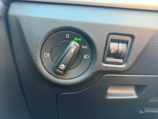SKODA Kamiq (2021) — foto 22 van 30