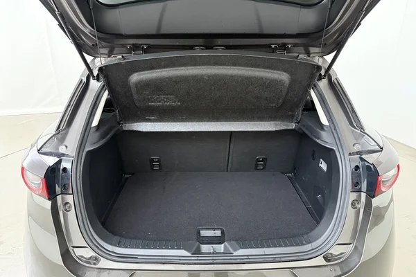 Mazda CX-3 (2019) — foto 17 van 21