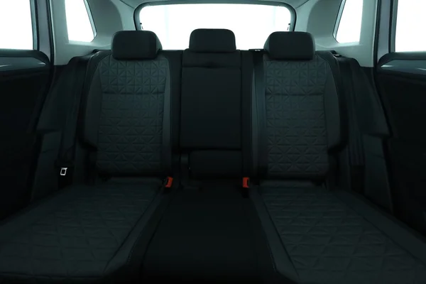 Volkswagen Tiguan (2022) — foto 6 van 16
