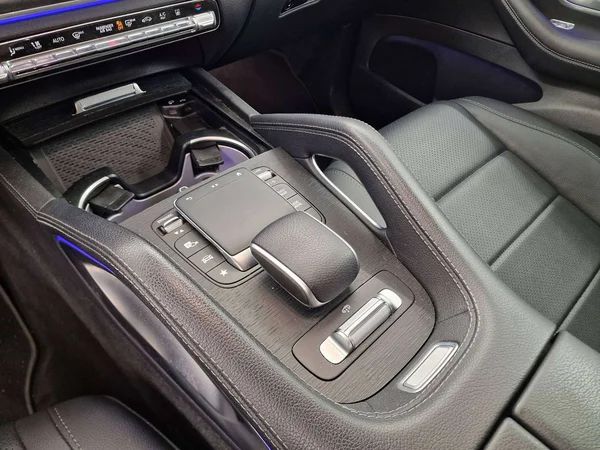 Mercedes-Benz GLE (2023) — foto 20 van 21