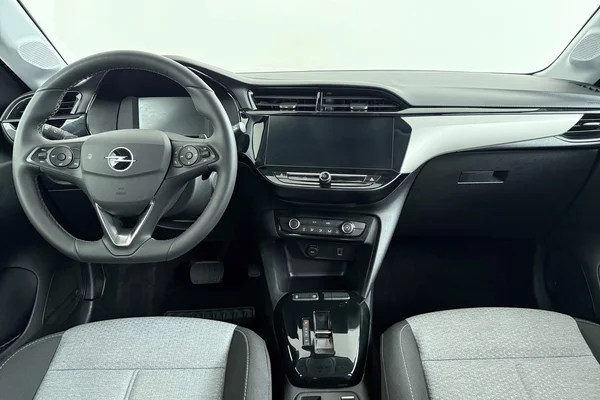 Opel Corsa (2025) — foto 8 van 26