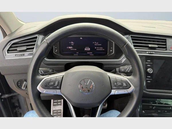 Volkswagen Tiguan (2021) — foto 27 van 27