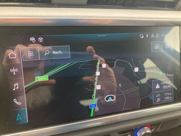 AUDI Q3 (2022) — foto 4 van 28