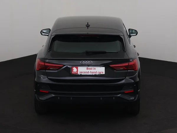 AUDI Q3 (2022) — foto 28 van 31