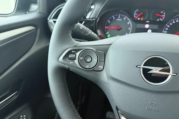 Opel Corsa (2025) — foto 5 van 17