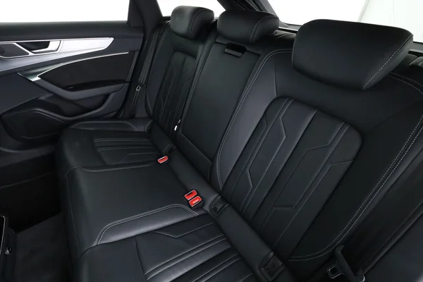 Audi A6 (2021) — foto 5 van 16