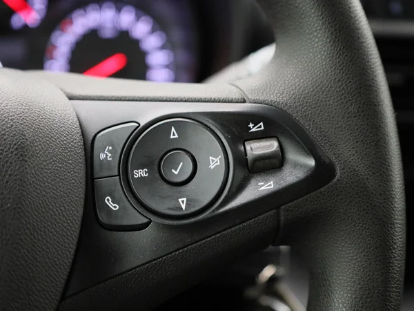 Opel Combo Life (2022) — foto 17 van 36