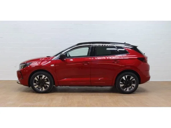 Opel Grandland (2023) — foto 16 van 18