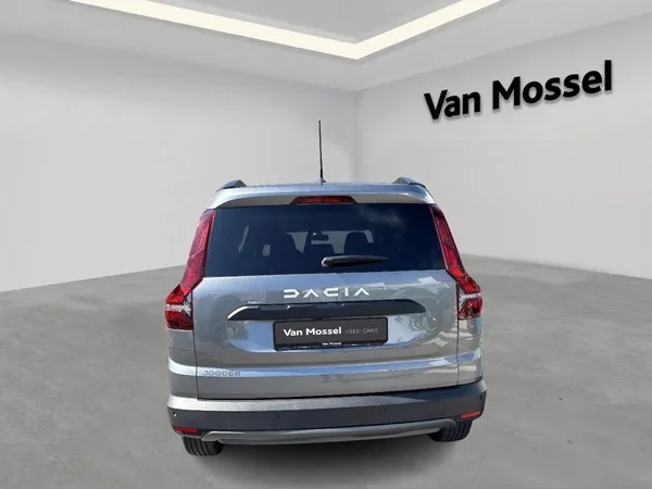 Dacia Jogger (2023) — foto 16 van 22