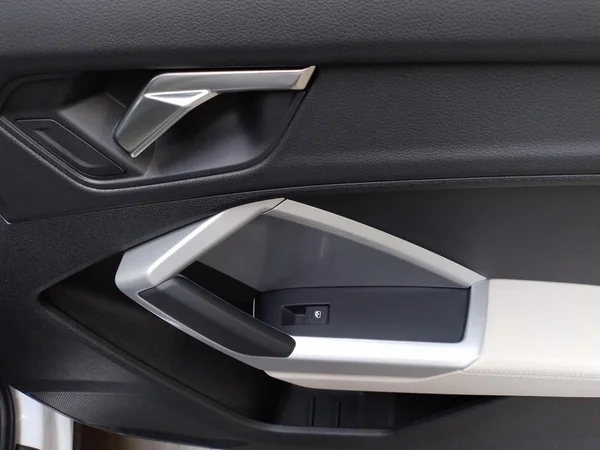 AUDI Q3 PHEV (2023) — foto 8 van 22