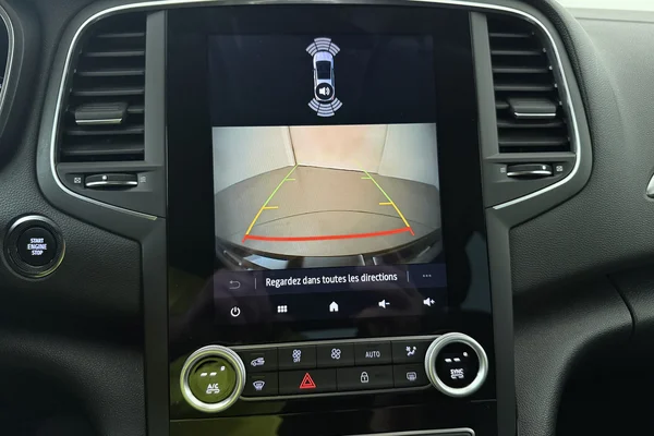 Renault Megane Berline Phase II (2021) — foto 5 van 28