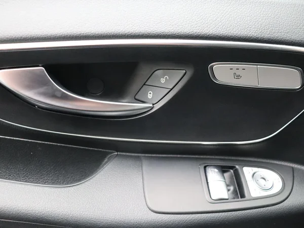 Mercedes-Benz Vito (2025) — foto 25 van 26