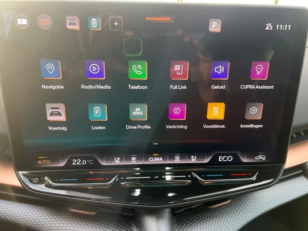 CUPRA Tavascan (2026) — foto 3 van 22