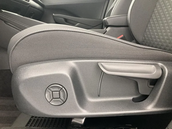 VOLKSWAGEN T-Roc (2026) — foto 25 van 36